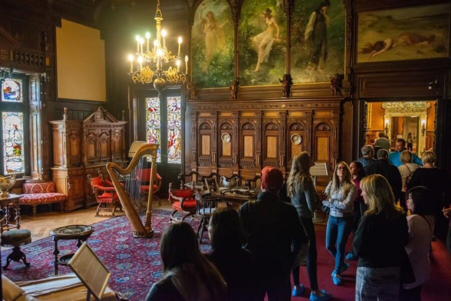 3-Day Medieval Transylvania Package Tour - Sinaia’s Peleș Castle and the quiet end at Sinaia Monastery