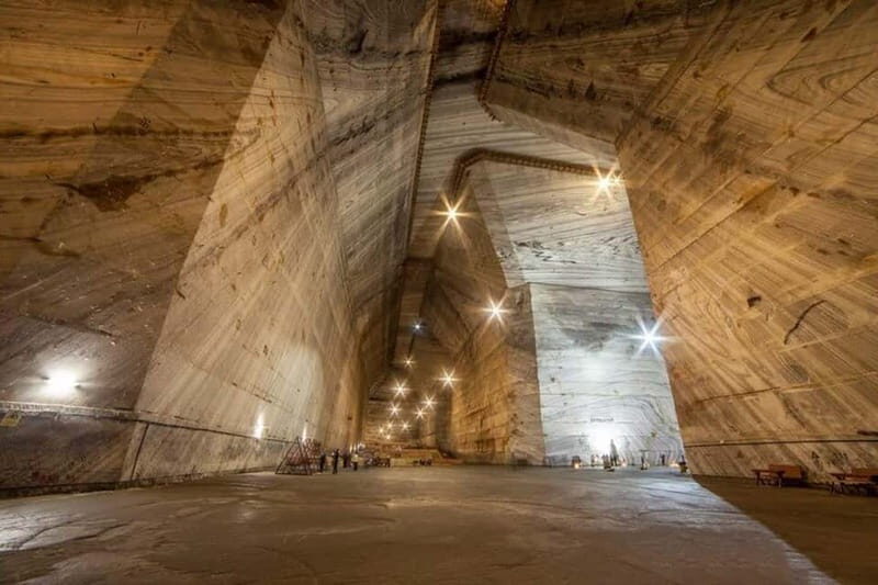 Bucharest: Muddy Volcanoes and Salt Mine Private Day Tour - The lunar experience of Berca Mud Volcanoes