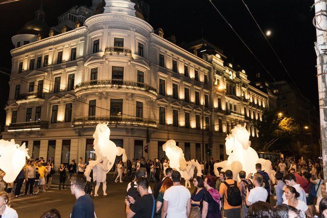 Bucharest Pub Crawl in the Old Town - Dancing, noise, and crowding: the reality check