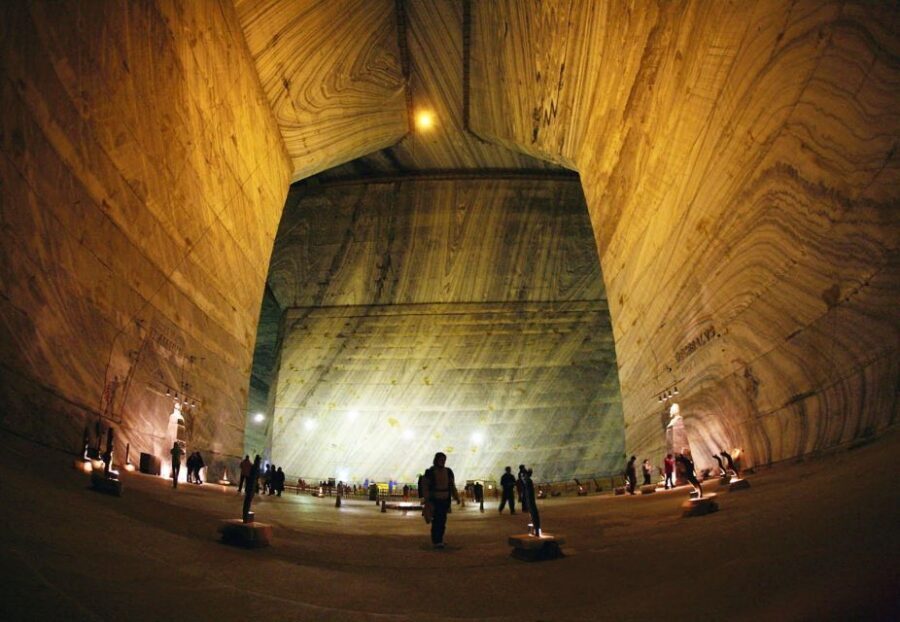 From Bucharest: Slănic Prahova Salt Mine Ticket and Transfer - Entering the mine complex: museum stop and first wow-factor