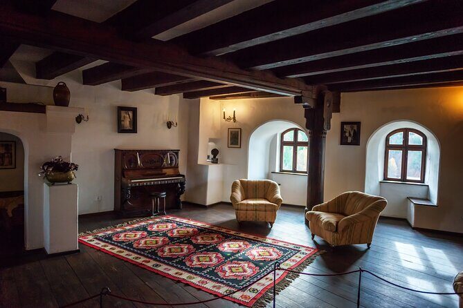 Legends&Wildlife Awaits: Dracula's Castle & Bear Sanctuary - Bran Castle: Narrow Stairs, Vlad’s Shadow, and Dracula’s Name