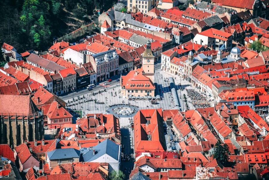 Minivan 8 Places : Dracula Castle, Peles, & Brasov Day Tour - Who should book this Bran–Peleș–Brașov day trip?